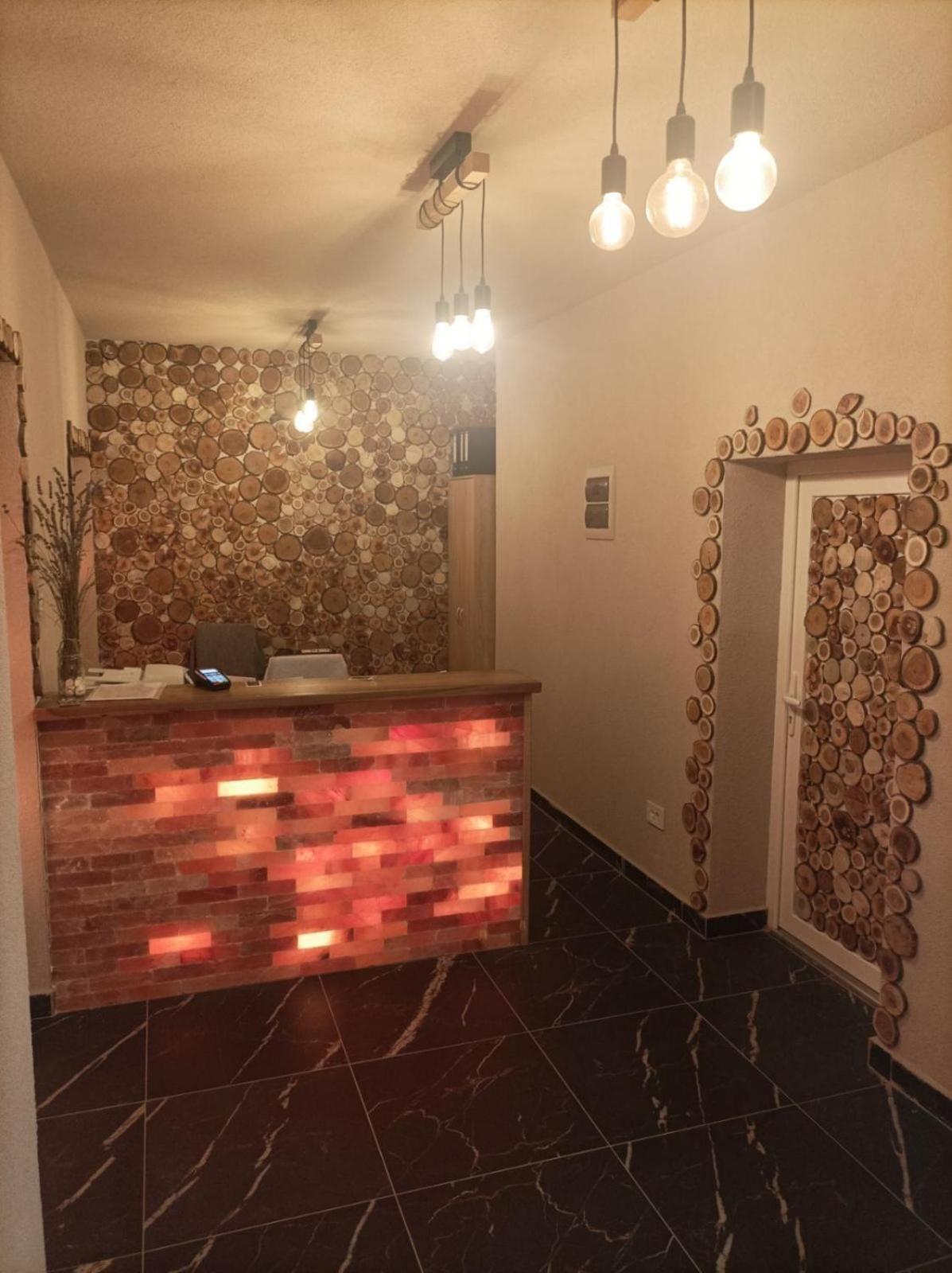 Fantastico Exlcusive Hotel Senta Εξωτερικό φωτογραφία